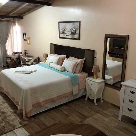 Pousada Vista Ao Farol Hotel ฟาโรล เด ซานตามาร์ตา ภายนอก รูปภาพ